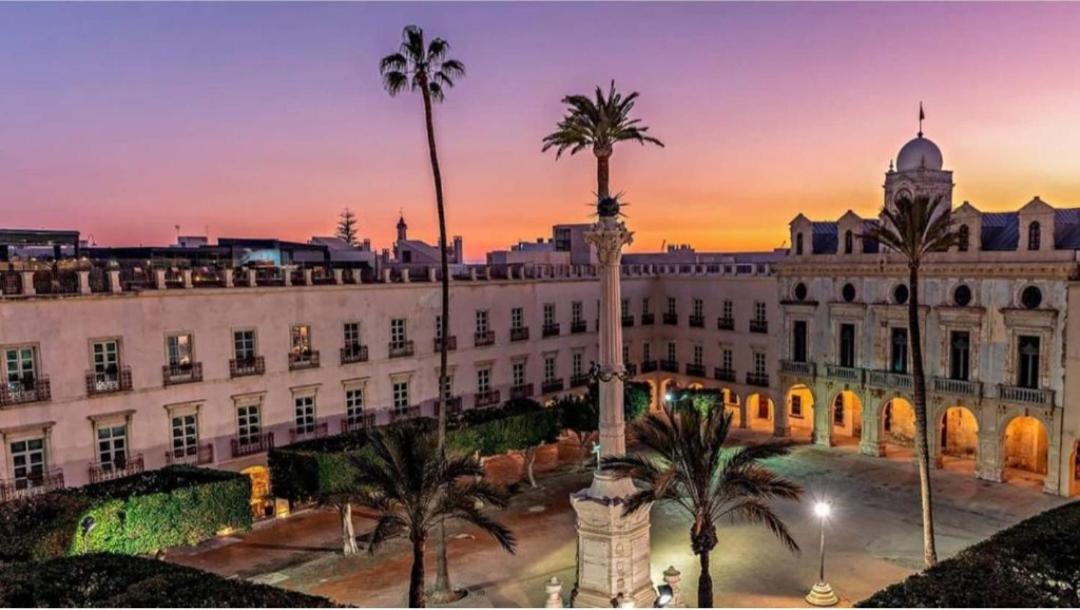 Piso Museo Del Realismo - Catedral - Alcazaba Con Parking Gratis - Super Wifi Apartment Almería Exterior photo