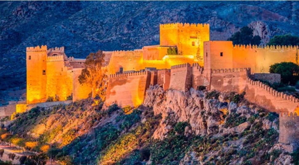 Piso Museo Del Realismo - Catedral - Alcazaba Con Parking Gratis - Super Wifi Apartment Almería Exterior photo